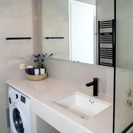 Aegean Crown Azolimnos